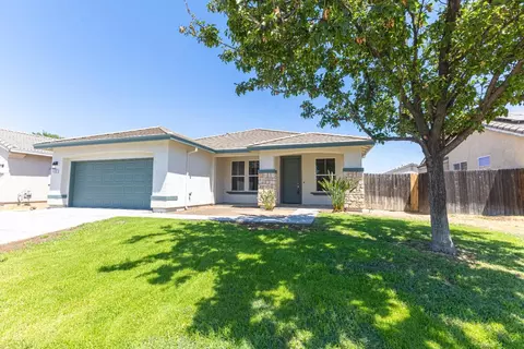 5259 E Kaviland Ave, Fresno, CA 93725