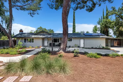 120 W Swift Ave, Fresno, CA 93705
