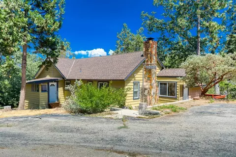 41769 Corlew Ln, Auberry, CA 93602