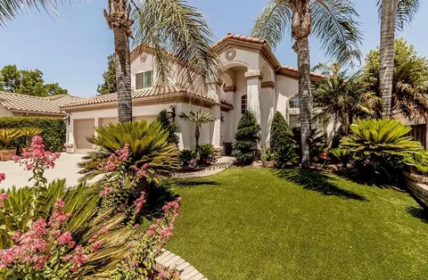 5616 W Bedford Ave, Fresno, CA 93722