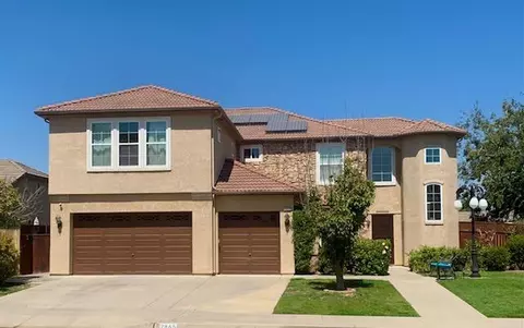2865 Keats Ave, Clovis, CA 93611