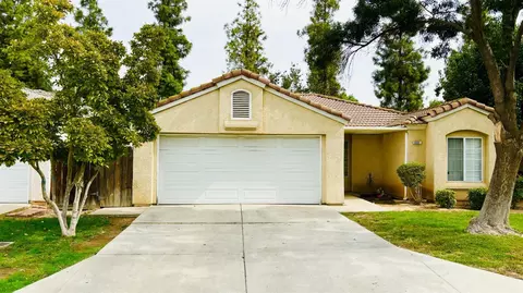 6352 N Malsbary Ave N, Fresno, CA 93711
