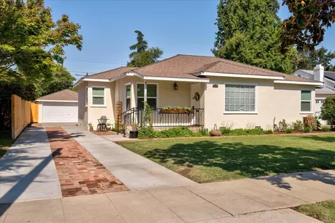 3025 N Farris Ave, Fresno, CA 93704