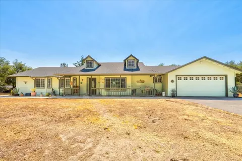 44979 Person Loop S, Coarsegold, CA 93614