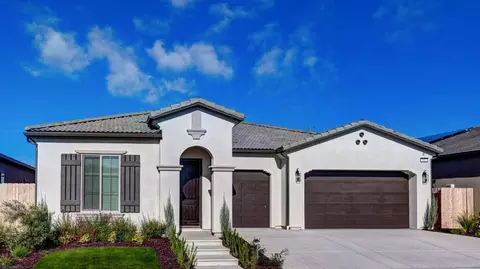 926 Talus Way S, Madera, CA 93636