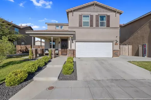 135 Peerless St, Madera, CA 93638