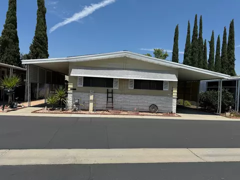 1500 Villa Ave #160, Clovis, CA 93612