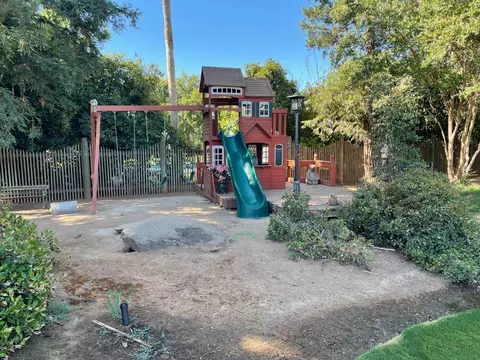 Exterior - 13925 E Shaw Ave, Sanger, CA 93657 photo 8 of 8