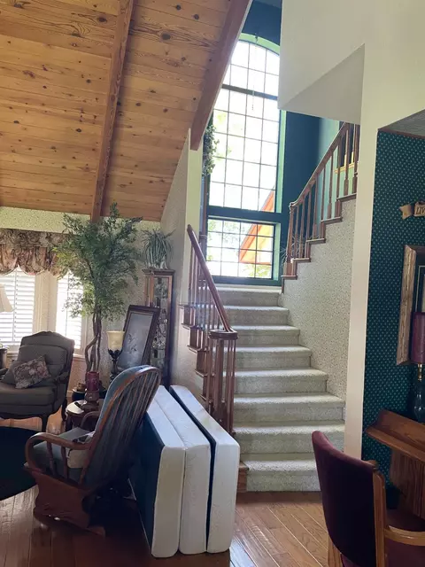 Entry Way - 13925 E Shaw Ave, Sanger, CA 93657 photo 2 of 2