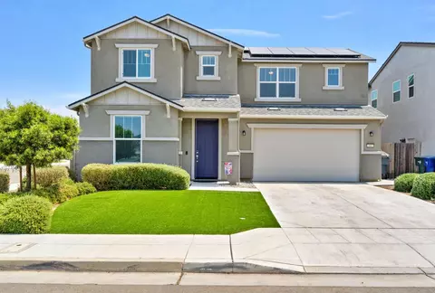2882 N Stanley Ave, Fresno, CA 93737