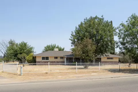 6588 E Dakota Ave, Fresno, CA 93727