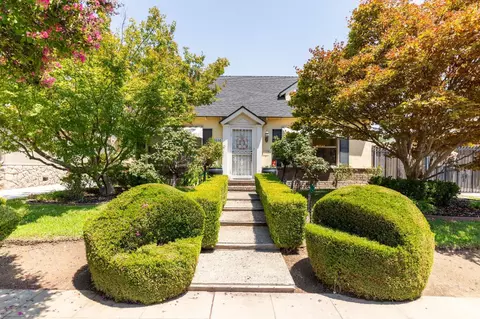 2036 N Thorne Ave, Fresno, CA 93704