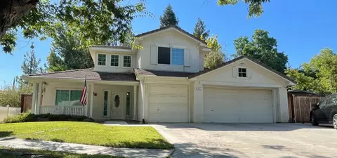 991 E Niles Ave, Fresno, CA 93720
