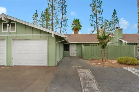 297 E Bullard Ave #124, Fresno, CA 93710