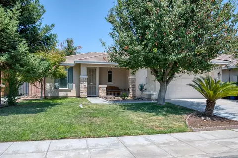 969 San Jose Ave, Madera, CA 93637