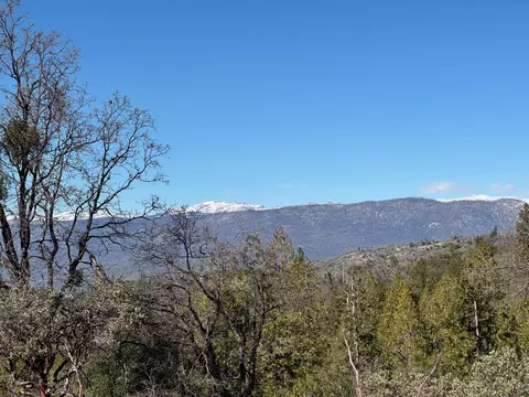 1 Sugarloaf Rd, Auberry, CA 93602