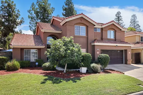 6498 N Wheeler Ave, Fresno, CA 93722