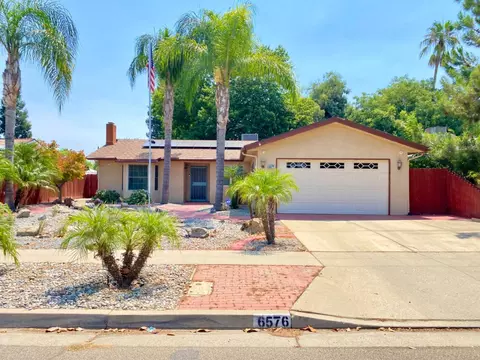 6576 N Kennedy Ave, Fresno, CA 93710
