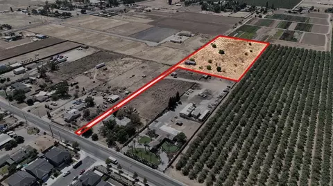 5235 W Olive Ave, Fresno, CA 93722