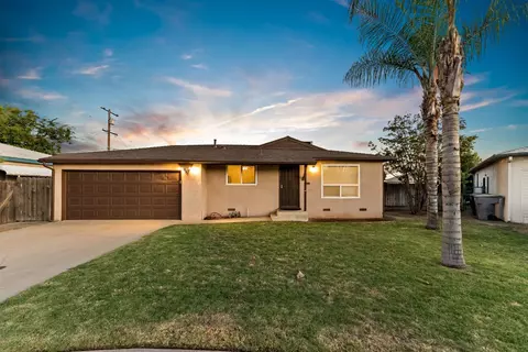424 Twain Ave, Clovis, CA 93612