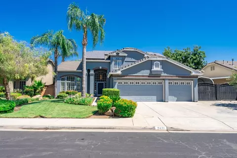 2471 Poe Ave, Clovis, CA 93611