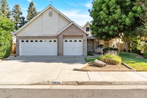 2608 El Paso Ave, Fresno, CA 93720
