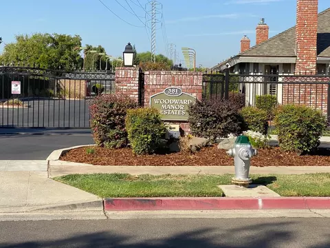 381 E Nees Ave #106, Fresno, CA 93720