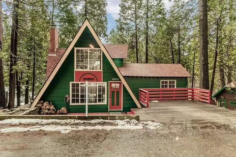 42014 Hemlock Ln, Shaver Lake, CA 93664