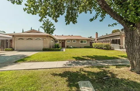 1427 E Los Altos Ave, Fresno, CA 93710