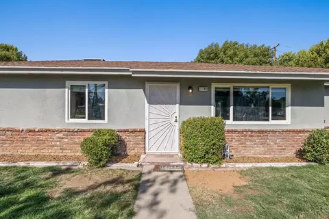 5731 E Bernadine Drive Dr, Fresno, CA 93727