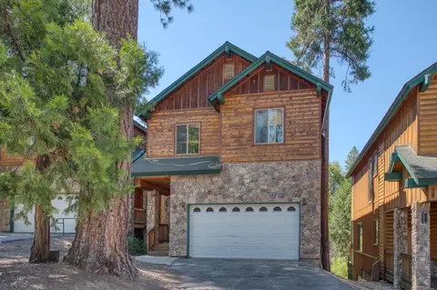 40860 Village Pass Ln, Shaver Lake, CA 93664