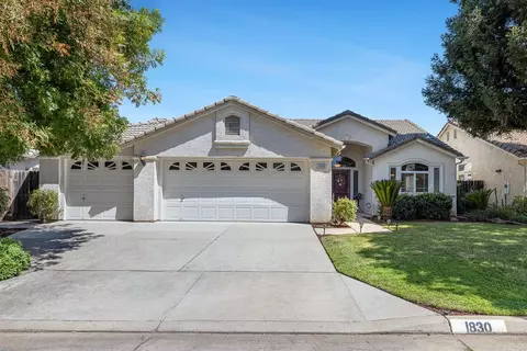 1830 Emerald Ave, Fresno, CA 93720