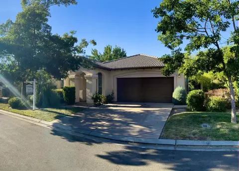 2930 San Michele, Chowchilla, CA 93610