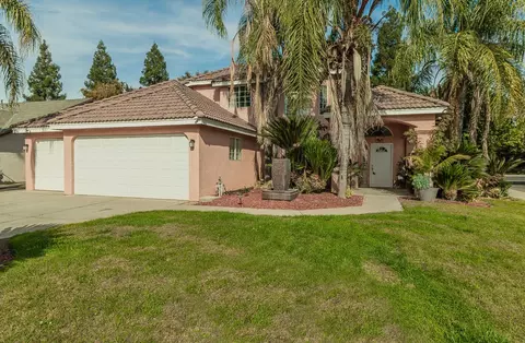 6326 N Selland Ave, Fresno, CA 93711