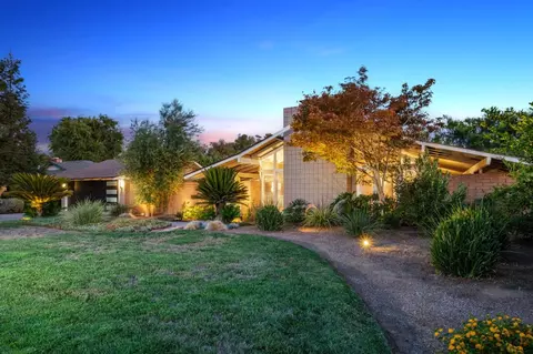 1635 W Barstow Ave, Fresno, CA 93711