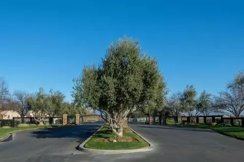 12499 E Sussex, Sanger, CA 93657