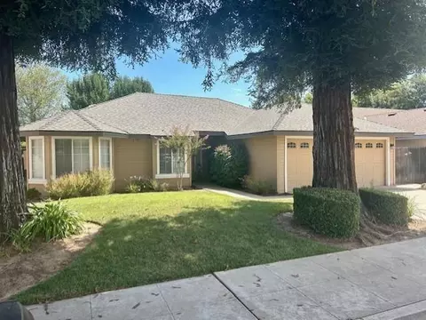 1865 E Omaha Ave, Fresno, CA 93720