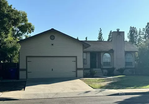 6077 E Illinois Ave, Fresno, CA 93727