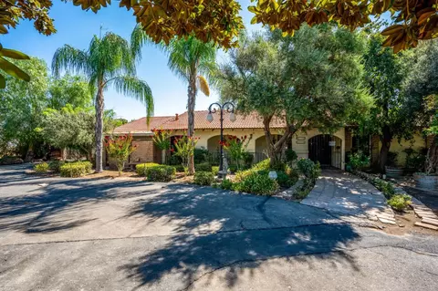 3730 N Armstrong Ave, Fresno, CA 93727
