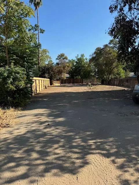 4630 E Washington Ave, Fresno, CA 93702 photo 1