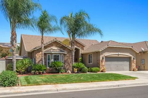 6088 W Menlo Ave, Fresno, CA 93722