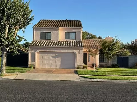 3266 Doubletree Way, Madera, CA 93637