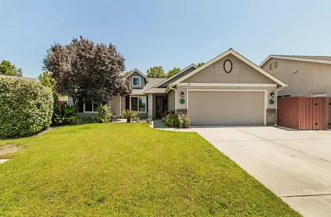 3234 N Clover Ave, Fresno, CA 93727