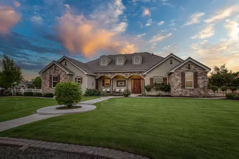 6445 N Del Rey Ave, Clovis, CA 93619