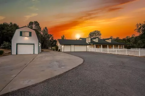 31112 Willow Pond Ln, Coarsegold, CA 93614