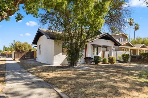 Exterior - 603 E Mildreda Ave, Fresno, CA 93701 photo 3 of 8