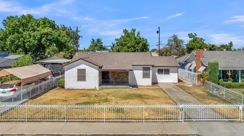 3825 Maywood Dr S, Fresno, CA 93703