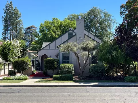 528 E Clinton Ave, Fresno, CA 93704