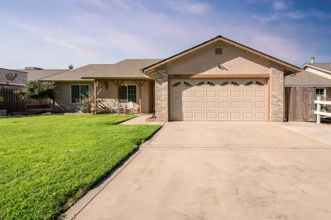 240 Manzanita Dr, Atwater, CA 95301