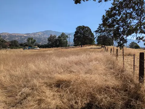 160250 Kings Canyon Rd, Squaw Valley, CA 93675